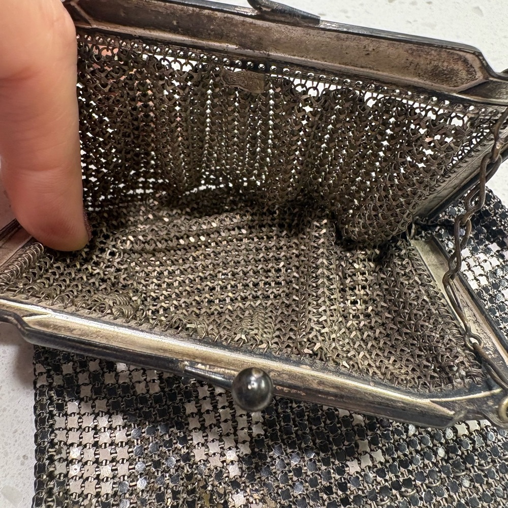 Elegant Antique Gun Metal and Silver Metal Mesh Evening Bag - Picture 6 of 14